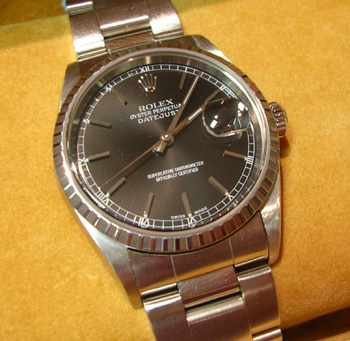 Year 2000 model gent's Datejust, Oyster bracelet / boxed. Serviced & new glass f