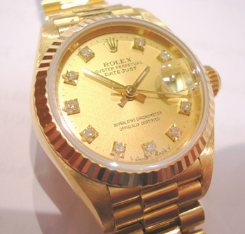18ct lady's Datejust with champagne / diamond dial. Serviced Sept'05. <b> NOW RE