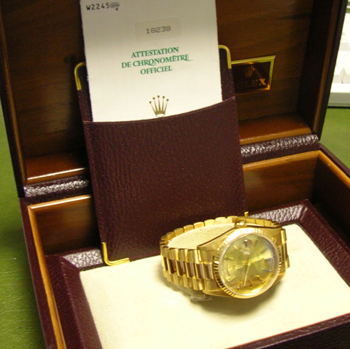 1998 gent's 18ct gold Day-Date with original box & UK papers. 