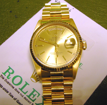 1998 gent's 18ct gold Day-Date with original box & UK papers. 