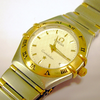 Recent lady's <b>Omega</b> Constellation quartz bicolour, very pretty