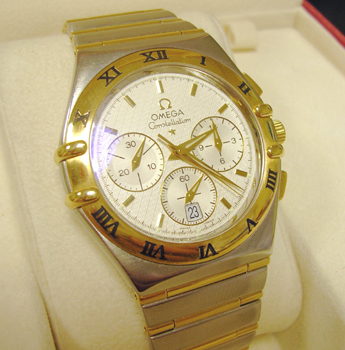Extremely smart gent's <b>bicolour Omega chronograph</b> quartz bracelet watch. 