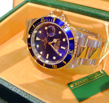 2004 Bicolour Submariner Date with boxes, papers etc