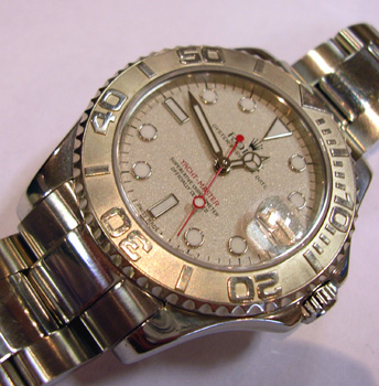 2001 steel / white metal mid-size Yachtmaster model 168622. Terrific value refle