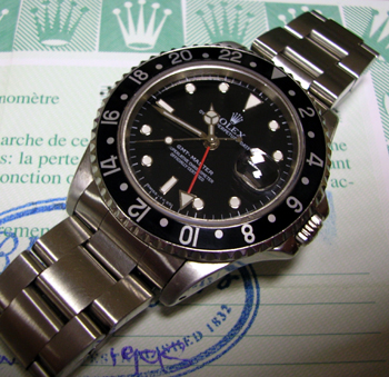 1995 GMT-Master with boxes, papers & 1999 Rolex service slip, Oyster bracelet. D