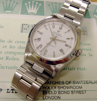 2001 Airking model 14000M with white dial, boxes & original papers. The NEW equi