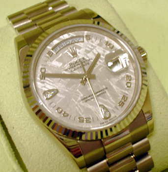 <b>Almost UNWORN</b> March 2008 Rolex Day-Date model 118239 in 18ct white gold w