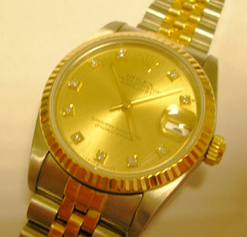 Mid-size bicolour with ORIGINAL champagne / DIAMOND dot dial, serviced in May 20