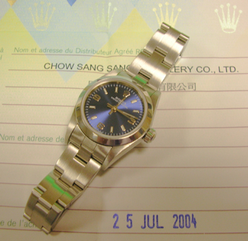 2004 lady's Oyster Perpetual with exquisite blue dial and Oyster bracelet, and i